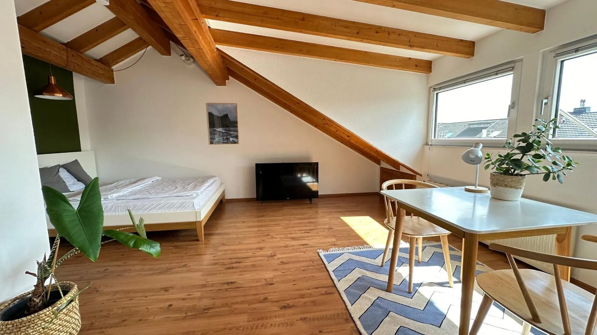 Cozy Loft With A View, Central, Close To Tradefair Düsseldorf Niemcy