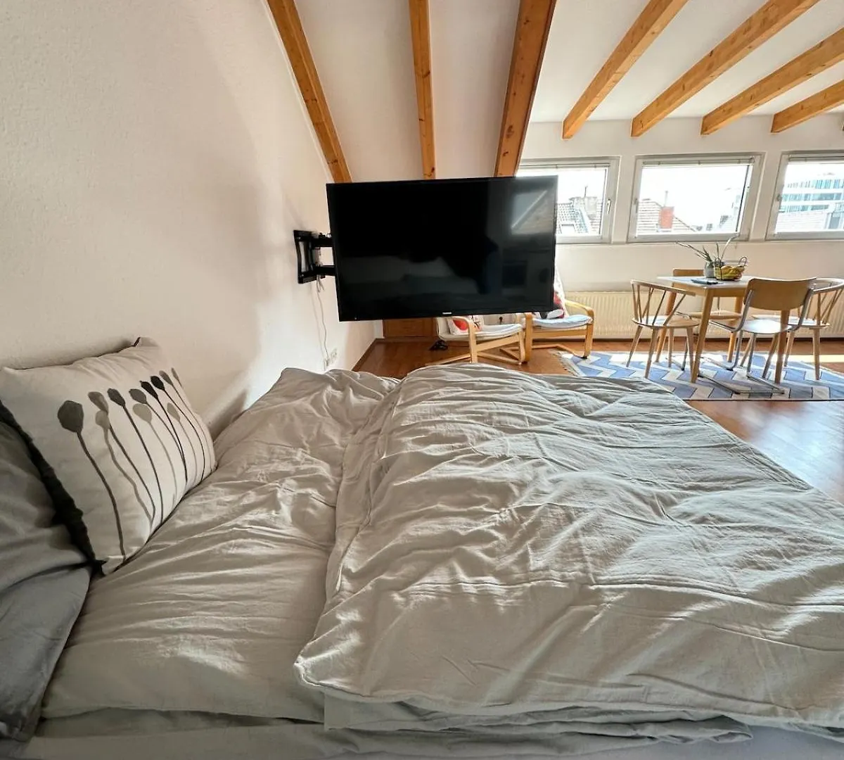 Cozy Loft With A View, Central, Close To Tradefair Düsseldorf Apartmán